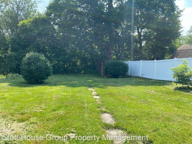 Building Photo - 3 br, 2 bath House - 934 W Market St