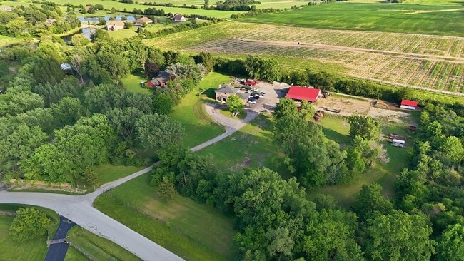 Building Photo - 25821 S Willow Creek Ln