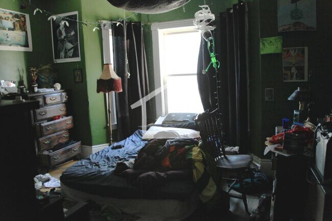 Foto del edificio - 8 Greylock Rd