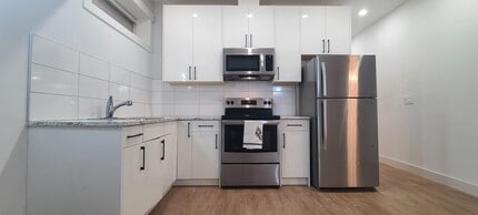 Building Photo - 16760 18B Av