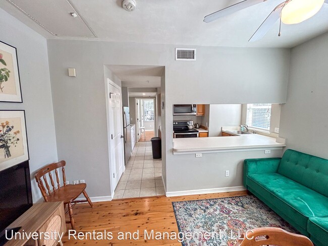 Building Photo - 1 br, 1 bath House - 1220 SW 1st Ave Unit 301