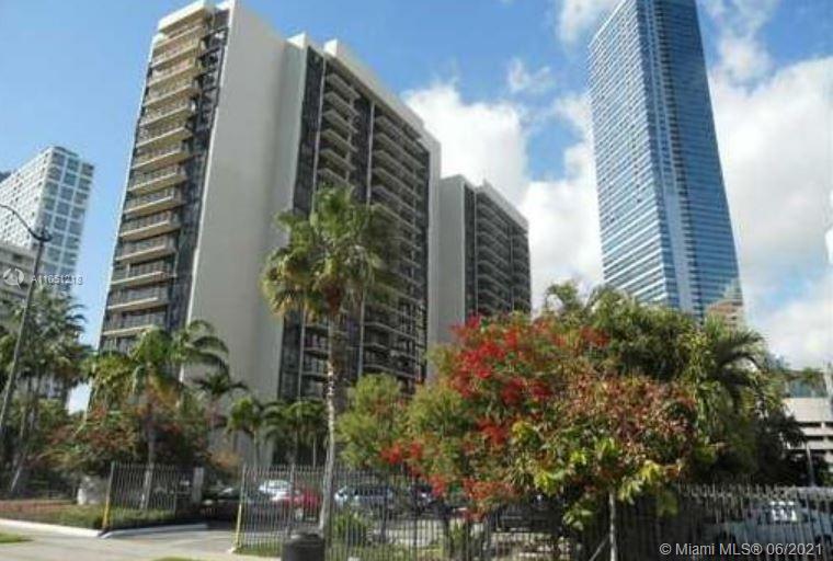 Primary Photo - 1450 Brickell Bay Dr