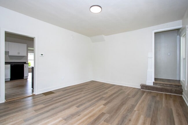 Foto del edificio - Two Bedroom Duplex