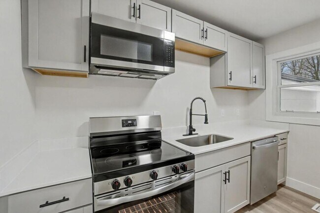 Foto del edificio - 4472 Curundu Ave