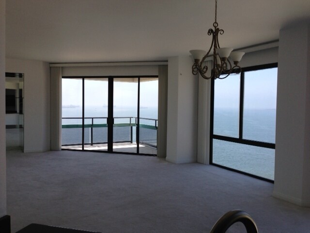 Building Photo - 1310 E Ocean Blvd