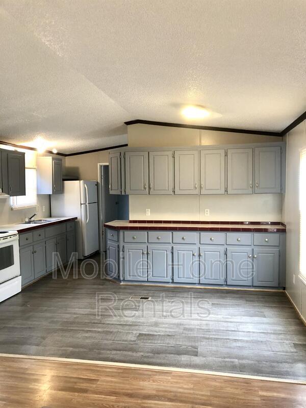 Building Photo - 2079 Athena Rd