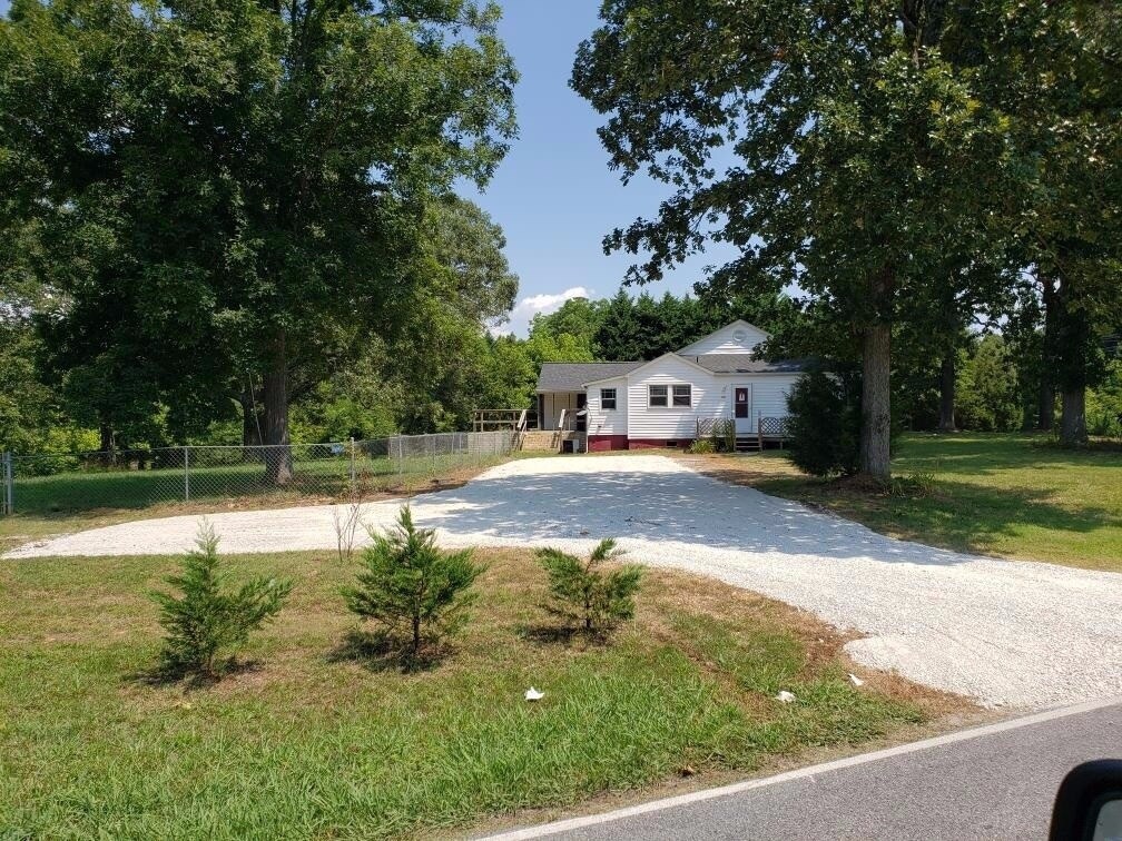 Foto principal - 2/1 Duplex in Shelby, NC