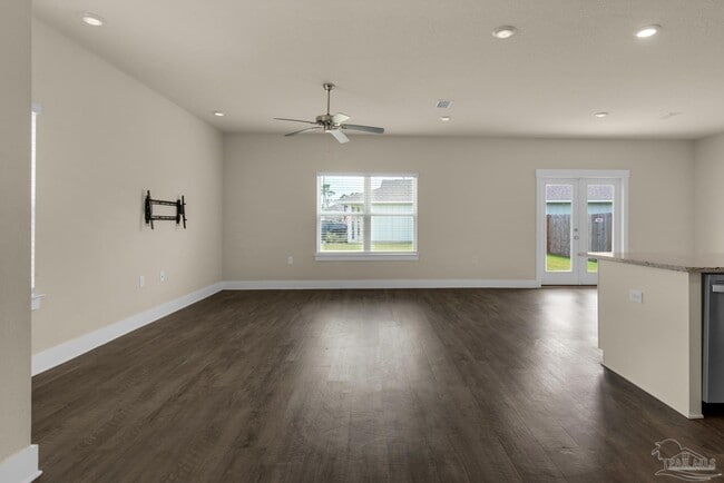 Foto del edificio - 5865 Danbury Blvd