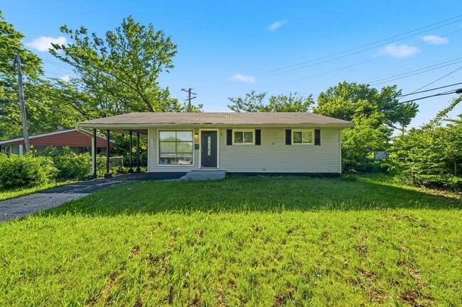 Photo - 10700 Spring Garden Dr House