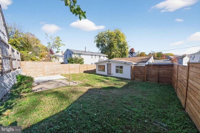 Foto del edificio - 2136 S Monroe St