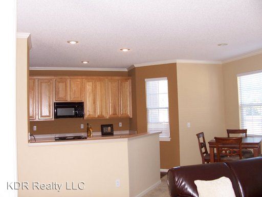 Building Photo - 9148 Boehm Dr
