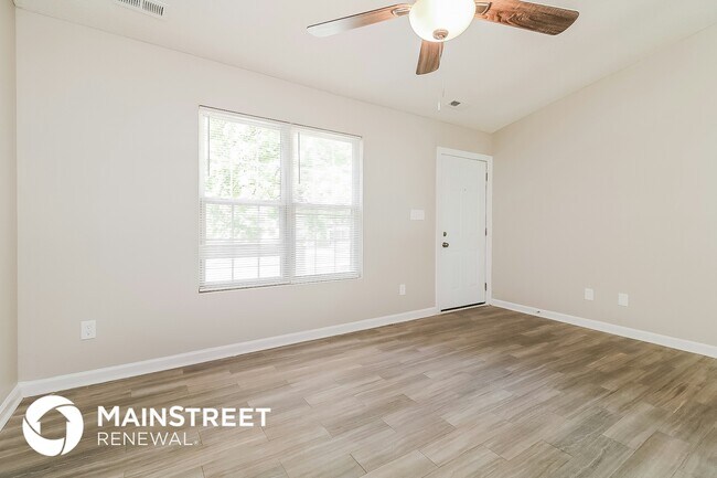 Foto del edificio - 130 Oakdale Ave