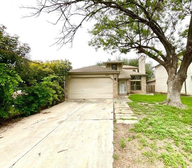 Foto del edificio - *MOVE IN SPECIAL* 2-Story 3 Bedroom / 2.5 Bath Home Near Lackland AFB!