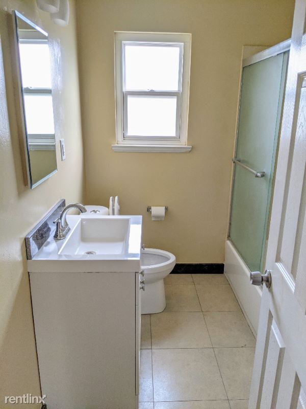 Building Photo - 2 br, 1 bath House - 1307 Pomeroy Ave