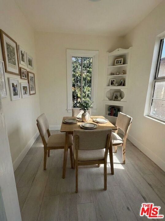 Photo - 1034 W 84th St Apartment