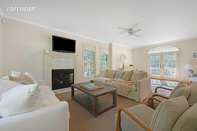 Foto del edificio - 18 White Oak Ln