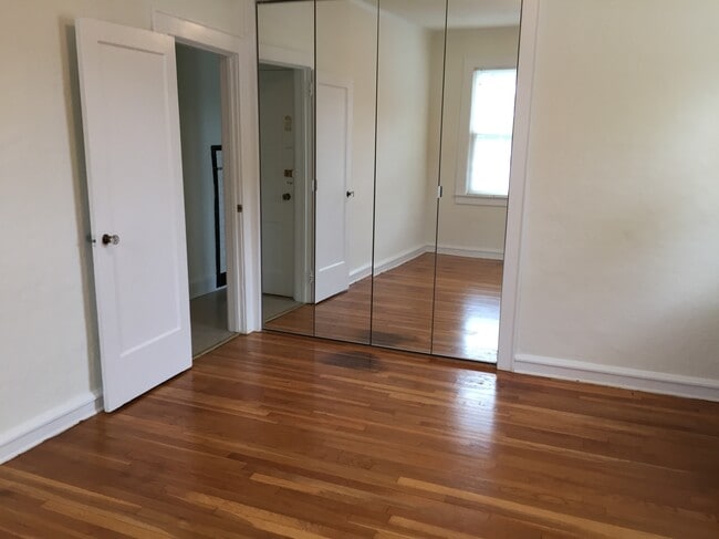 Bedroom - 1157 Magie Ave