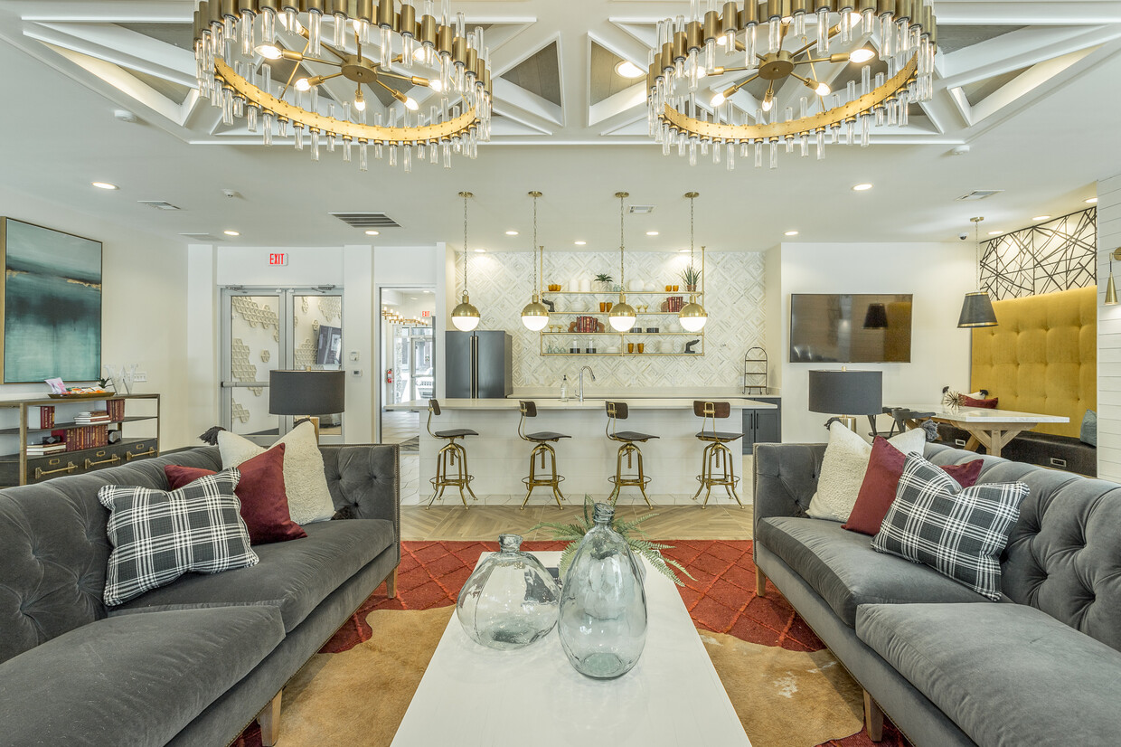 Hermoso diseño de casa club en Hawthorne at the W - Hawthorne at the W