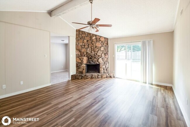Building Photo - 7158 Rose Trail Dr, Memphis, TN 38133