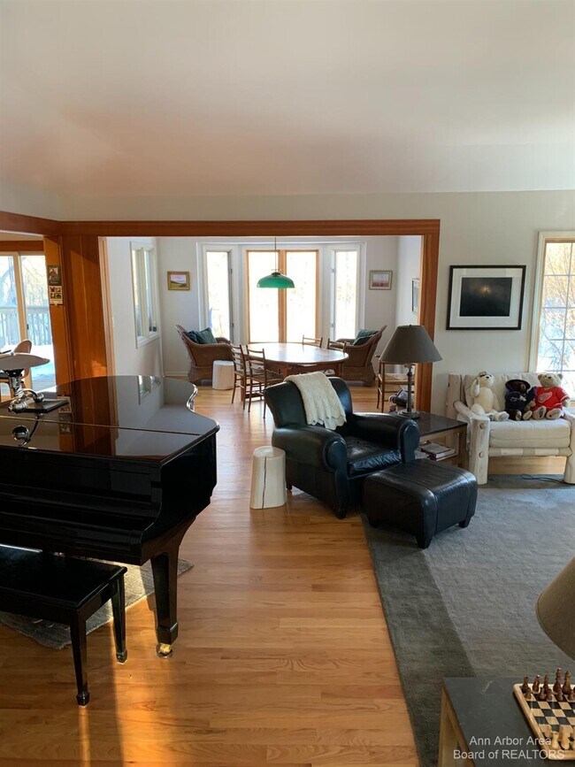 Foto del edificio - 4678 Mulberry Woods Cir
