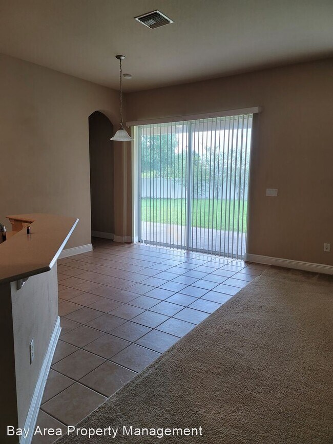 Building Photo - 7914 Camden Woods Dr