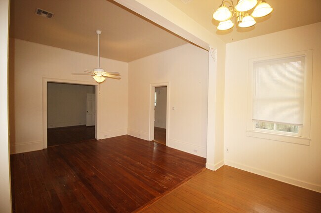 Foto del edificio - 7620 Freret St