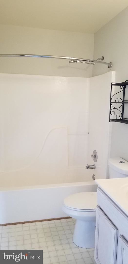 Foto del edificio - 523 Highland Towne Ln