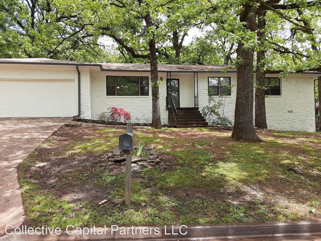 Primary Photo - 3 br, 2 bath House - 3301 South 42nd Street