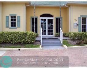 Foto del edificio - 201 Meadows Cir