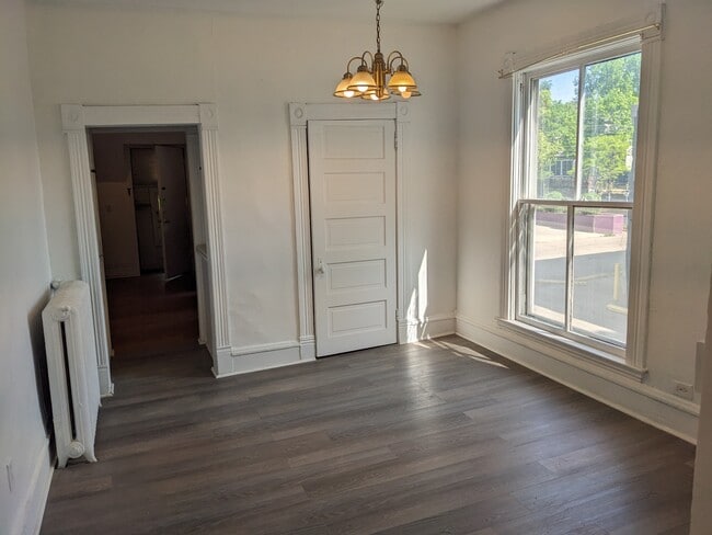 Building Photo - 2317 Harriet Avenue