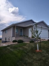 Building Photo - 845 Diamond Ridge Blvd