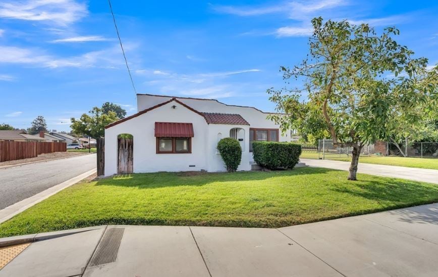 Primary Photo - 6370 Riverside Ave