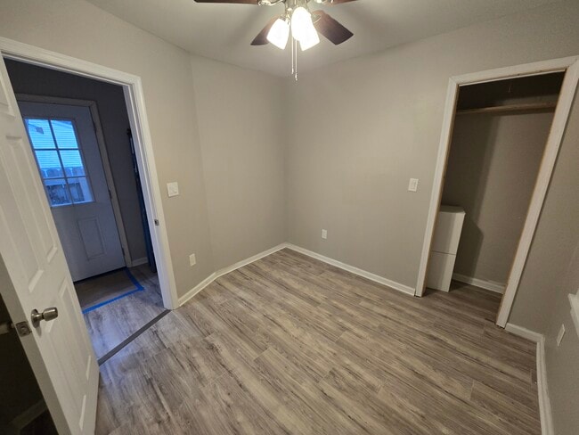 Bedroom 1 - 160 W Seaview Ave