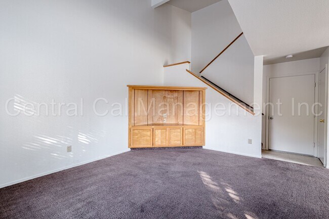 Building Photo - 8412 Laborough Dr