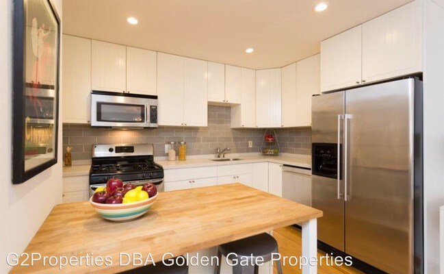 Building Photo - 724 Cole St