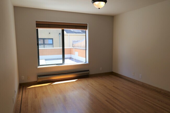 Building Photo - 239 Shipley