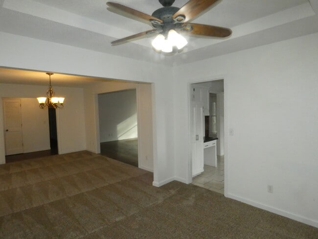 Building Photo - 3601 NE 76th Terrace