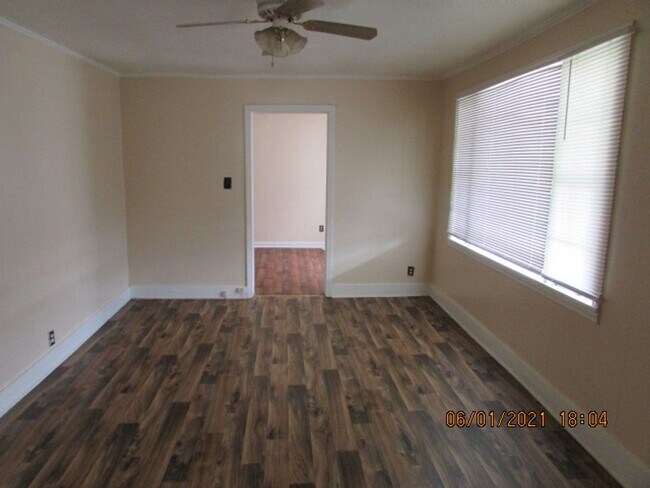 Building Photo - Paxville Area