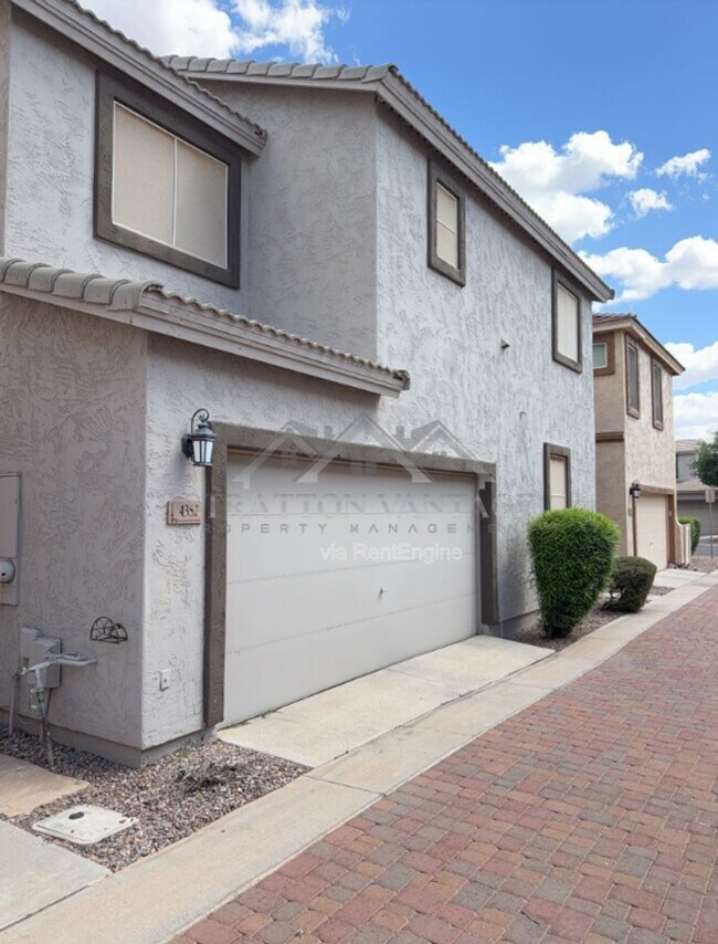 Building Photo - 4352 E Carla Vista Dr