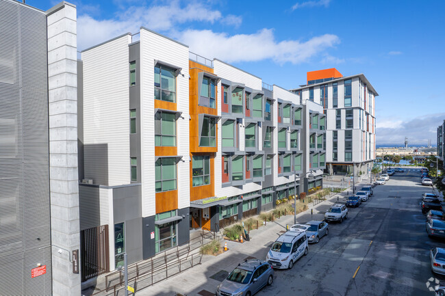 Fotografía del edificio - HomeRise at Mission Bay