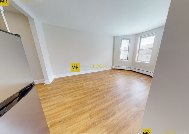Foto del edificio - 822 Beacon St
