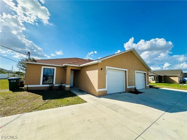 Foto del edificio - 3020 Skyline Blvd