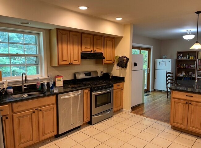 Foto del edificio - 5310 Danbury Rd