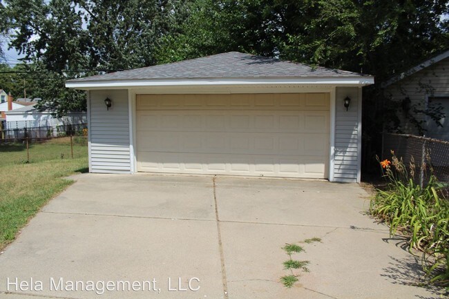 Building Photo - 3 br, 1 bath House - 24362 Stanford