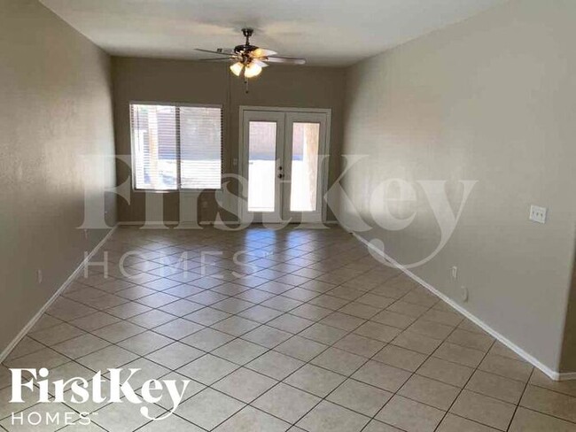 Building Photo - 30252 N Desert Willow Blvd