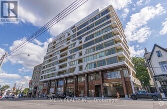 Building Photo - 151-151 Avenue Rd