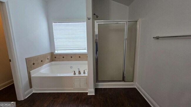 Foto del edificio - 2275 Copper Trail Ln NE