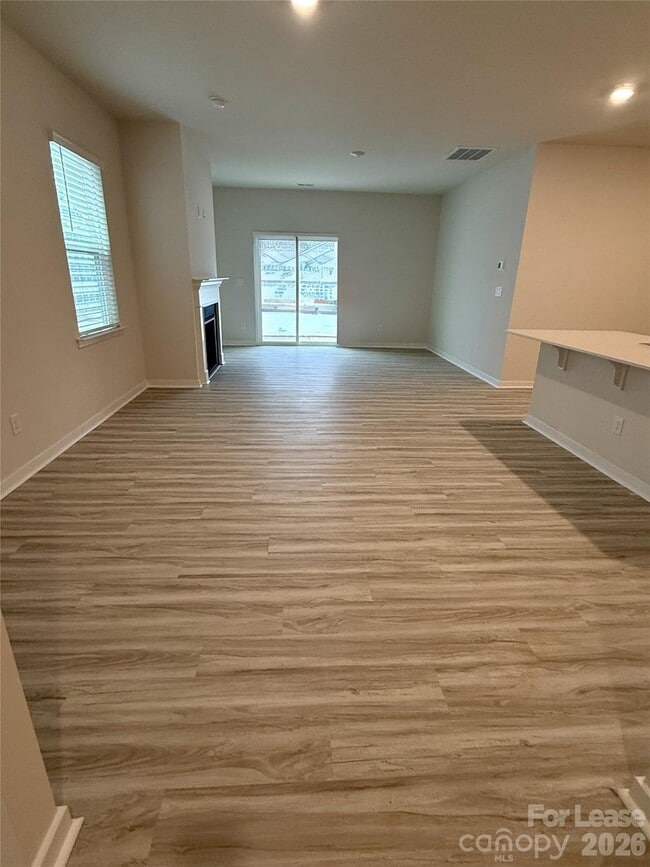 Building Photo - 12027 Zazu Wy