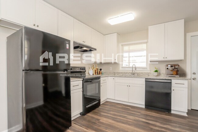 Foto del edificio - 6324 Highview Rd