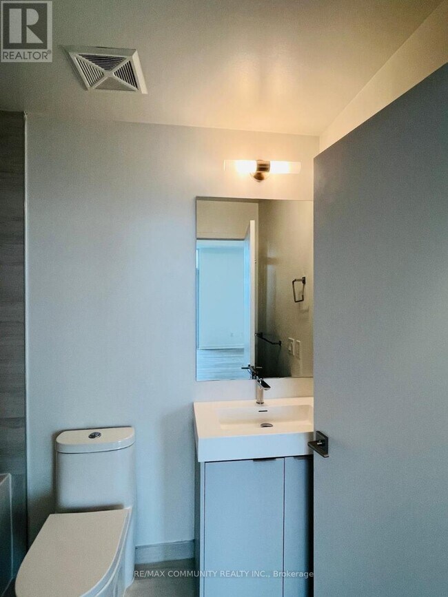 Building Photo - 474 Caldari Rd